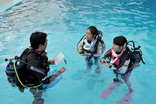 PADI IDC も伊豆のダイビングスクールでは開催しています